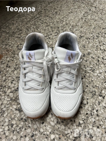 Дамски маратонки Skechers, снимка 2 - Маратонки - 54234811