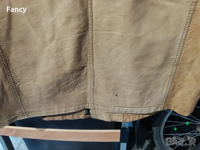 Оригинално кожено яке Hugo Boss/XL, снимка 11 - Якета - 48068640