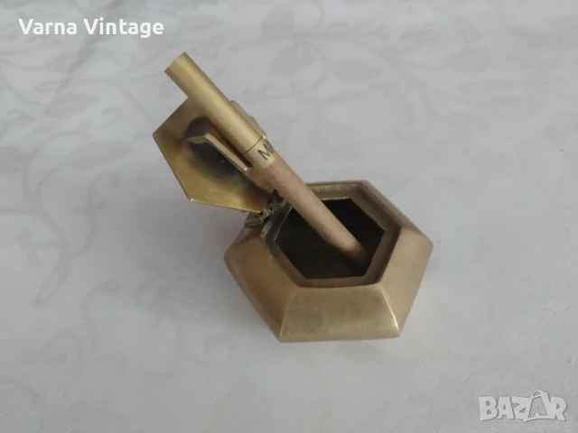 Стар месингов джобен пепелник, снимка 3 - Антикварни и старинни предмети - 50454735