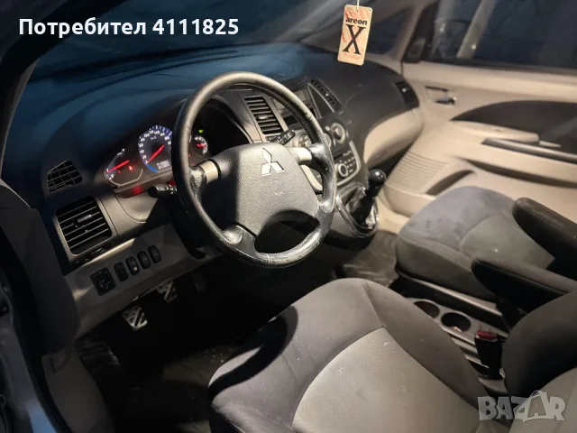 Mitsubishi Grandis 2.0DID 2009, снимка 11 - Автомобили и джипове - 56519836