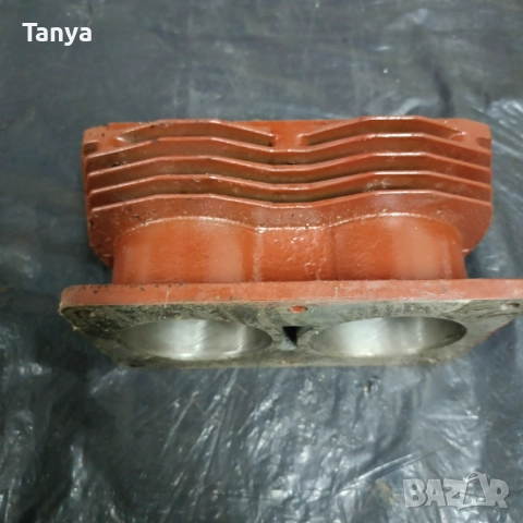 Цилиндри компресор HS 21 с клапани, 602.07.113.04.8, снимка 2 - Части - 52838181