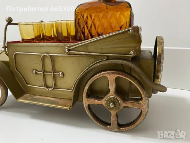 Рядка музикална кутия с гарафа и чаши, снимка 2 - Антикварни и старинни предмети - 48833201