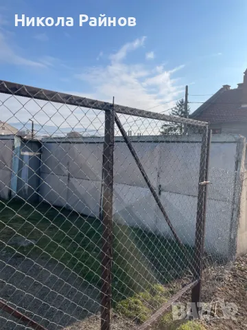 Гараж под наем в Комлука Широк Център, снимка 5 - Гаражи и паркоместа - 49218655