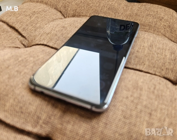 Samsung S10e-малък,компактен,удобен, снимка 3 - Samsung - 52663858