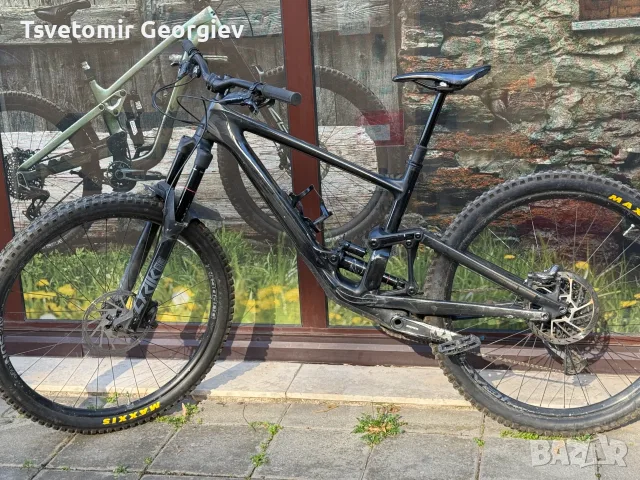Ендуро Specialized Enduro Comp карбон L, снимка 2 - Велосипеди - 56336824