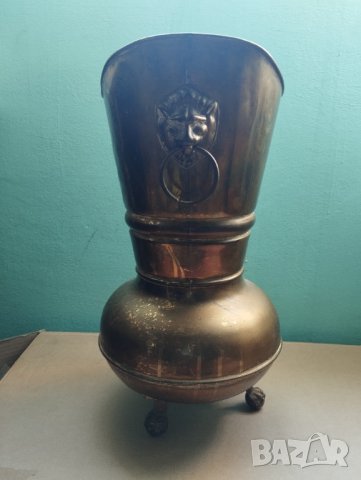 стар месингов съд,ведро,поставка за чадъри