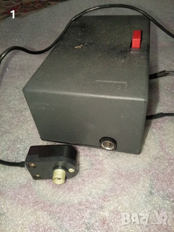 Стар антенен усилвател, снимка 3 - Приемници и антени - 54207442