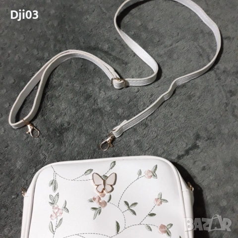 Бяла Чанта с бродерия, снимка 4 - Чанти - 54319419