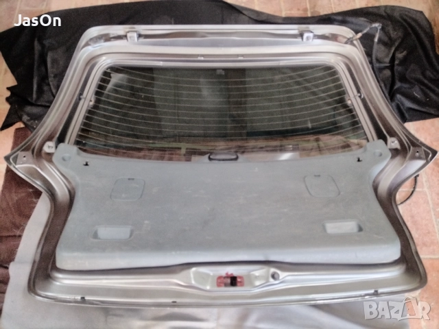 Заден капак от Рено меган. , снимка 6 - Части - 51862641