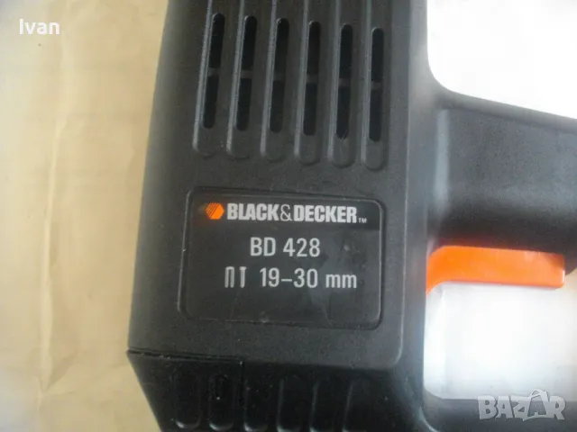 НОВ ОРИГИНАЛЕН НЕМСКИ BLACK DECKER ГОЛЯМ ЕЛЕКТРИЧЕСКИ ТАКЕР КОМБИНИРАН СКОБИ ПИРОНИ 19-30мм , снимка 7 - Други инструменти - 49509769