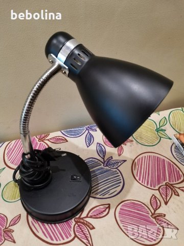 МЕТАЛНА НАСТОЛНА ЛАМПА, снимка 1