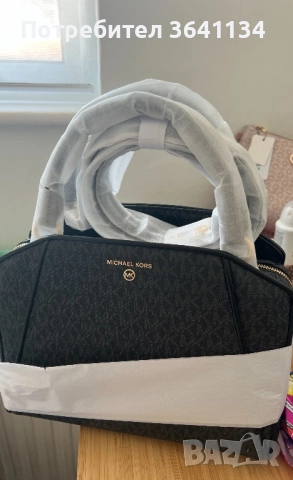 Michael Kors чанта 