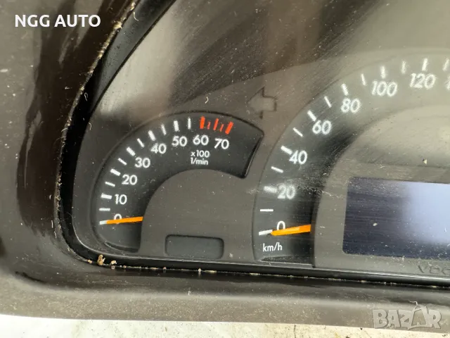 Табло Километраж за Mercedes C220 CDI, W203, 87001411b, A 203 540 35 11, 2035403511, снимка 3 - Части - 48738670