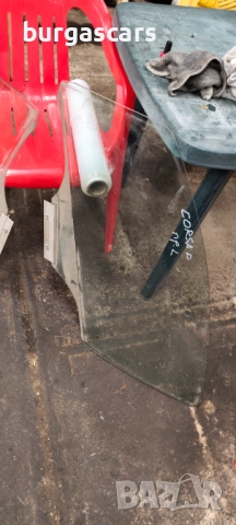 Стъкло предна лява и дясна врата - 50лв, снимка 2 - Части - 51951140