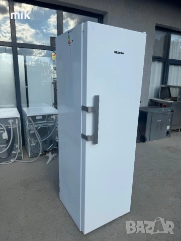 Перфектен Хладилник Миеле 185 см , снимка 4 - Хладилници - 52076979