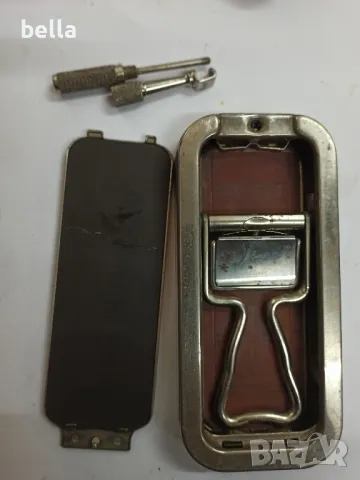 Стар комплект точило за ножчета за бръснене Rolls Razor, снимка 6 - Антикварни и старинни предмети - 49195912