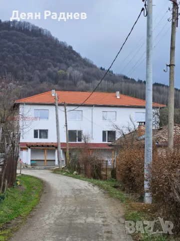 Къща в гр. Априлци, кв. Острец, РЗП 633 кв.м., снимка 14 - Къщи - 49599675