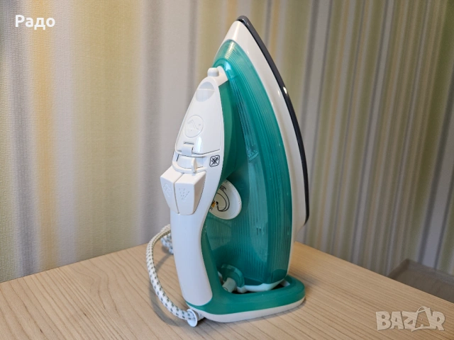 Нова Ютия Tefal FV3510 Supergliss 3510 парна MADE IN FRANCE гладене топлинен импулс пара глади вода, снимка 11 - Ютии - 54065259