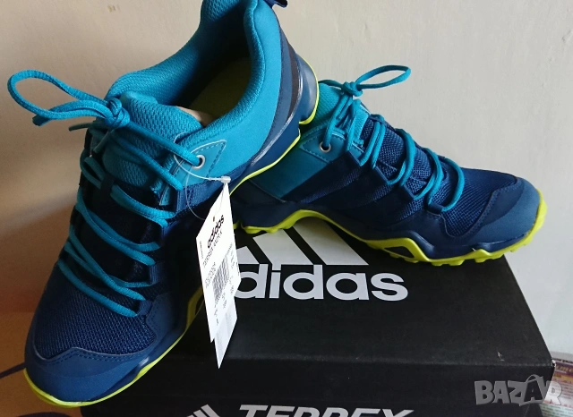 НОВИ ADIDAS TERREX AX2R K Дамски/юношески маратонки