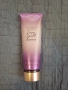 Блеостящ лосион за тяло Victoria's Secret love spell, снимка 1