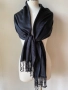 Черен шал на черни цветя, снимка 1