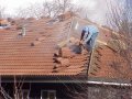 Цялостно изграждане на нов покрив  Пренареждане на керемиди  Поставяне на битумни керемиди, снимка 14