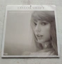 Лот от нови The Taylor book и официален календар Taylor Swift 2026, снимка 7