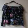 Нова H&M есенна блуза с дълъг ръкав волани и деколте лодка L размер тъмно синя на цветя, снимка 3