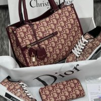 Дамска чанта спортни обувки и портфейл Christian Dior код 122, снимка 1 - Дамски ежедневни обувки - 33935679