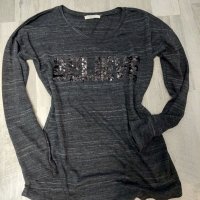 Дамска блузка с пайети, снимка 1 - Блузи с дълъг ръкав и пуловери - 38297674