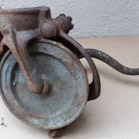 стара работеща машинка за ронене на царевица - маркировка соц. , снимка 7 - Антикварни и старинни предмети - 31051689