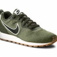 маратонки Nike MD Runner 2 Eng Mesh номер 43,5-44, снимка 3 - Маратонки - 30858935