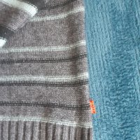 Оригинален пуловер HUGO BOSS , снимка 3 - Блузи с дълъг ръкав и пуловери - 39738208
