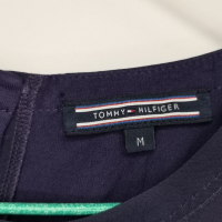 Разпродажба! Tommy Hilfiger елегантна лятна дамска блуза, размер М, снимка 2 - Блузи с дълъг ръкав и пуловери - 36458258