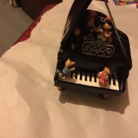 Музикална кутия пиано меченца луксозна , снимка 3 - Декорация за дома - 31718769