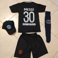 Messi 30 + Калци PSG Black Детски Черен Екип сезон 22 Комплект Меси, снимка 1 - Футбол - 36561633