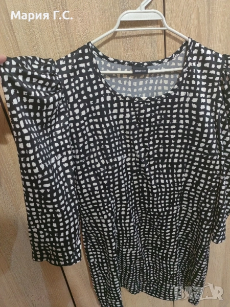 Дамска рокля с ефектни ръкави , снимка 1