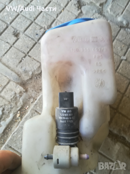 Казанче чистачки с помпа за Golf 4 Audi A3 S3 8L Seat Skoda , снимка 1