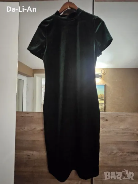 Вечерна рокля кадифе, снимка 1