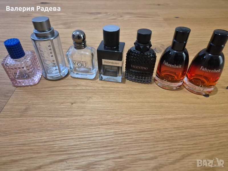 Празни шишета от парфюми, снимка 1