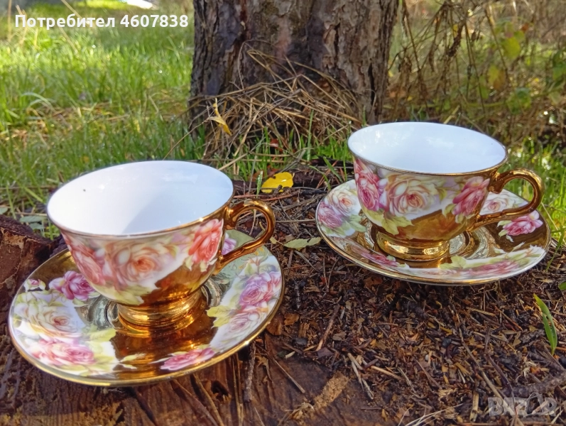 Порцеланови чашки за кафе с позлата, снимка 1