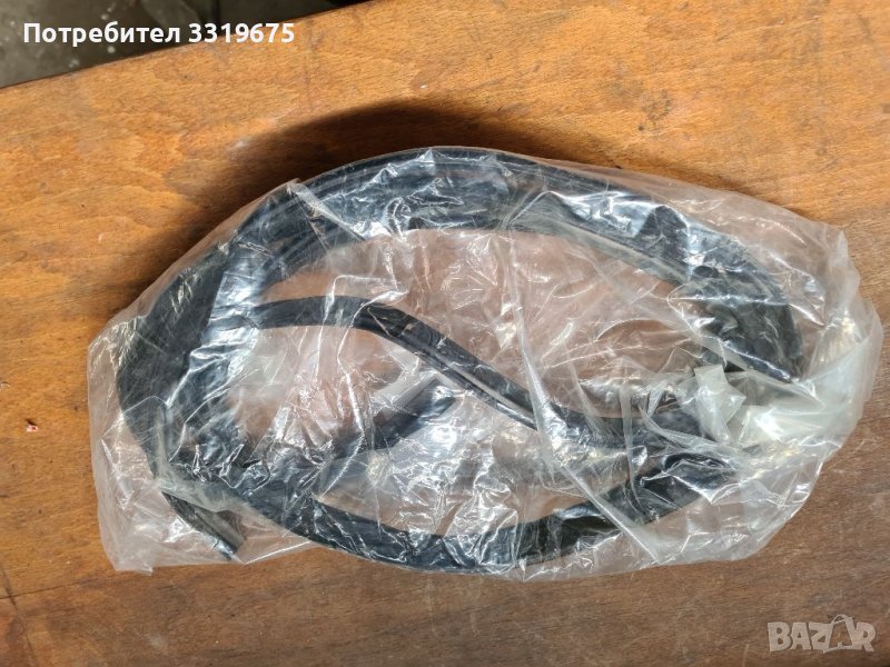 Уплътнение за предно стъкло  Шевролет Авео Т-250/Chevrolet Aveo T-250, снимка 1