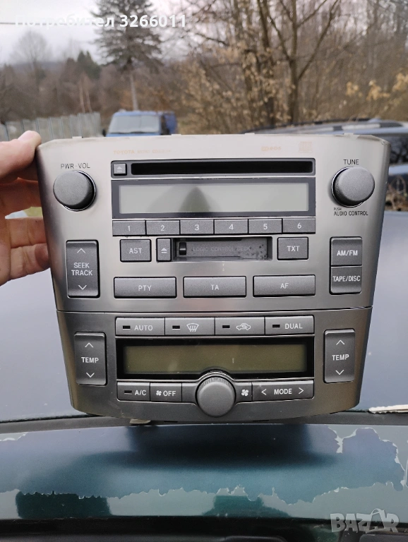 Радио, управление тойота Авенсис т25 , снимка 1