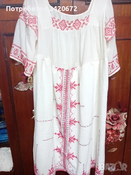 дълга риза с ръчна  бродерия, снимка 1