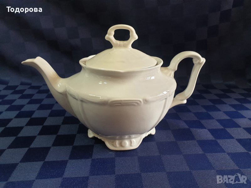 Бароков порцеланов български чайник- Сталин- Видин - 1956 г., снимка 1