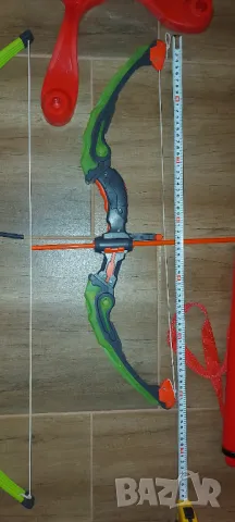 Продавам 2 бр лъкове със мишена и стрели + подаръци -  бонуси, снимка 4 - Играчки за стая - 48538719