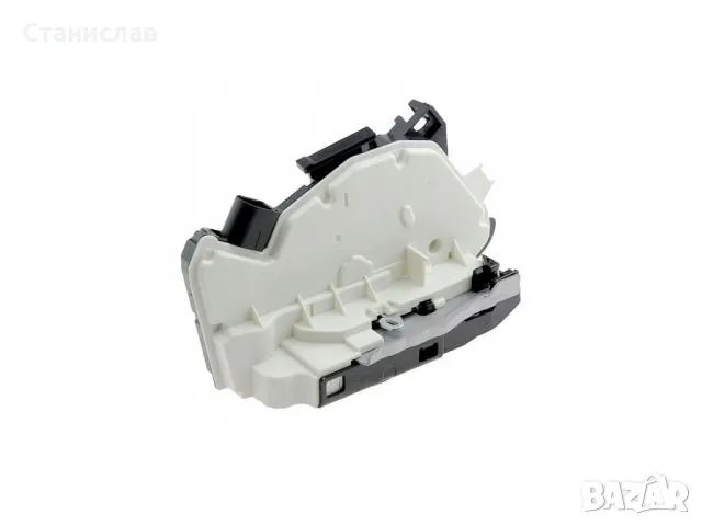  VW Amarok Брава за предна дясна врата 