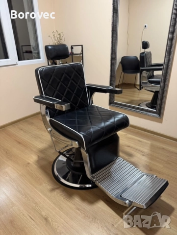 Бръснарски стол - като нов