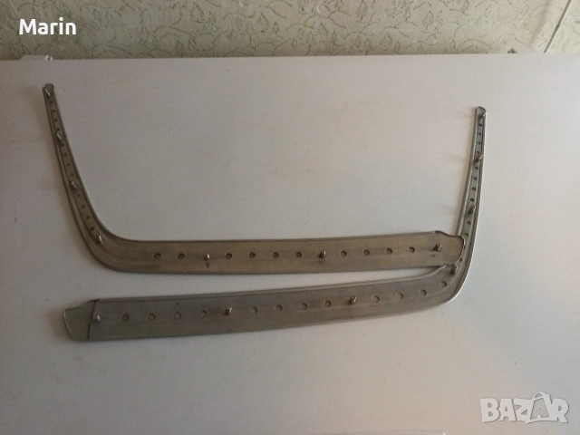 предни хромирани лайсни мерцедес 124, снимка 2 - Аксесоари и консумативи - 53272857