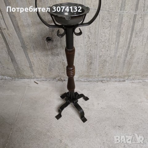 Ретро метален пепелник, снимка 2 - Колекции - 36886124